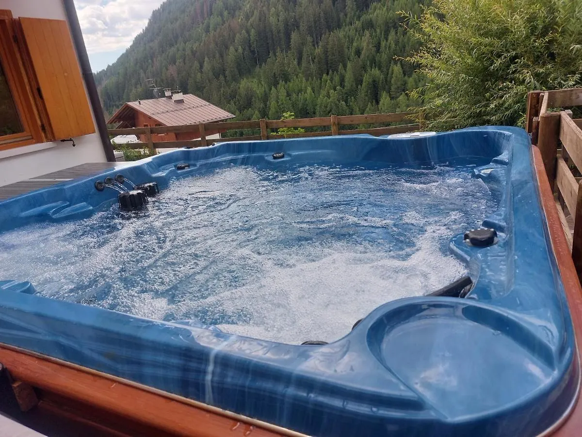 Italian Apartment With Hot Tub Arabba 0*,