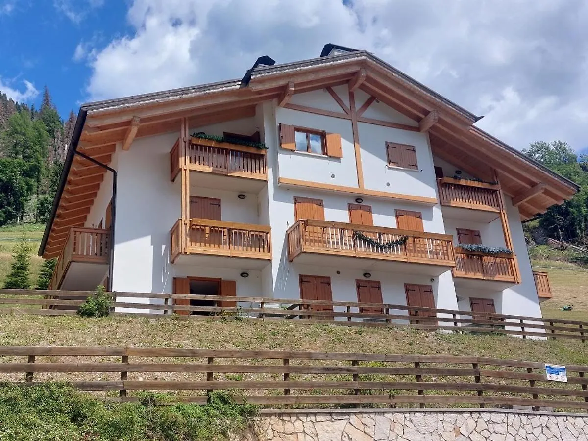 Italian Apartment With Hot Tub Arabba Italy